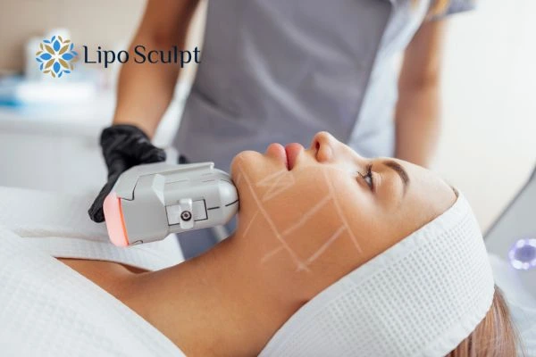 HIFU vs Botulinum Toxin: Understanding the Differences 1 HIFU vs Botox Greater Manchester What is the best option for you?